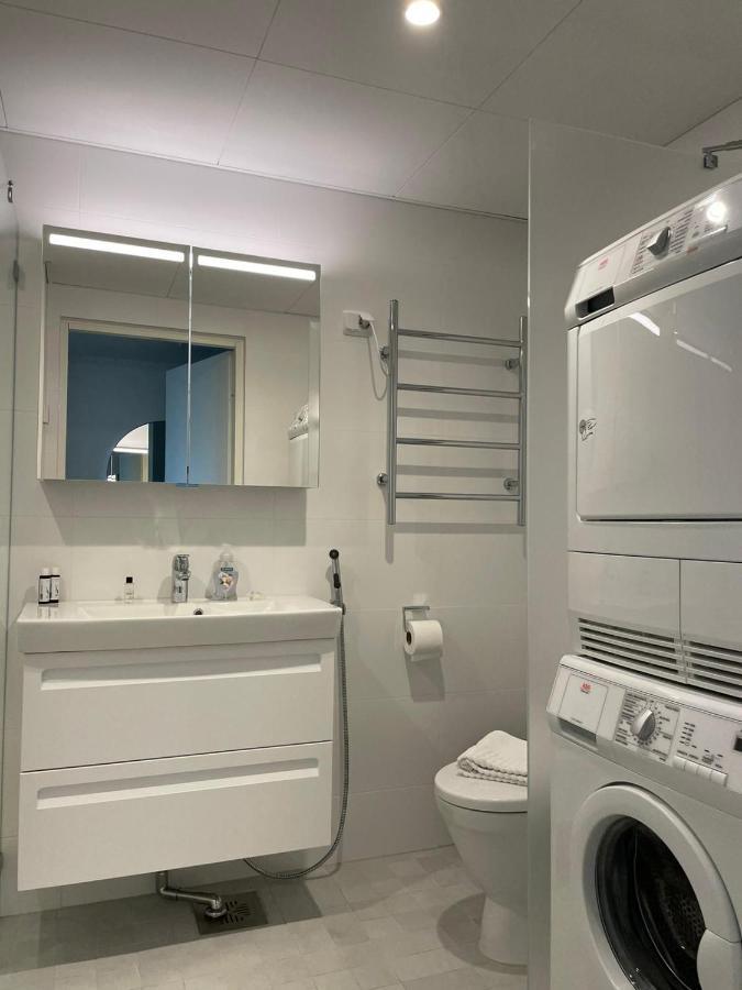 Ainoa Shopping Center Apartments - Tapiola Espoo Dış mekan fotoğraf